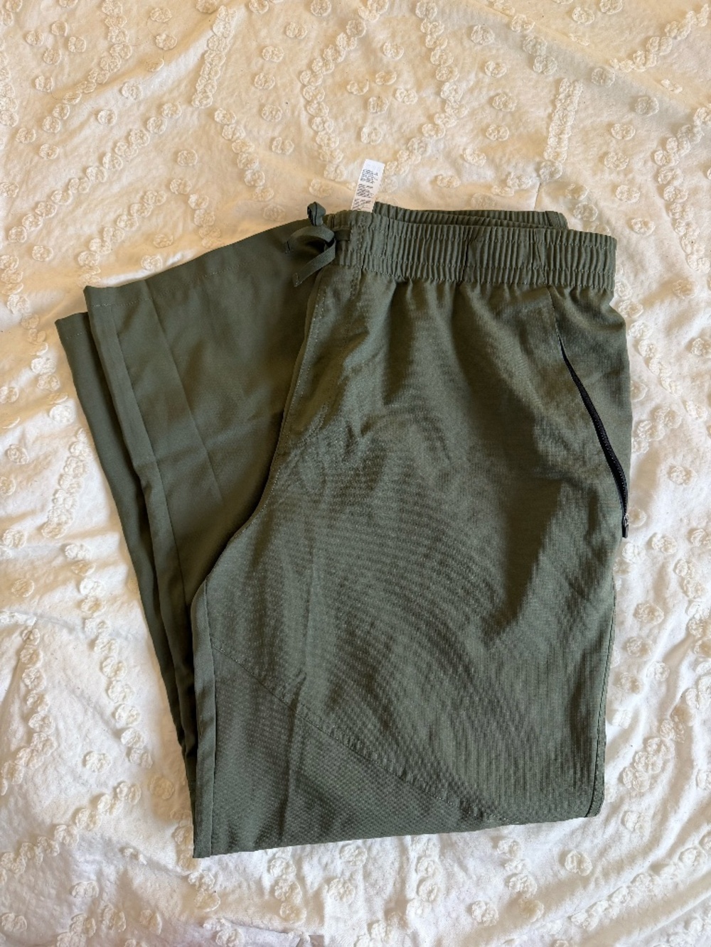 NWOT Baleaf Pants